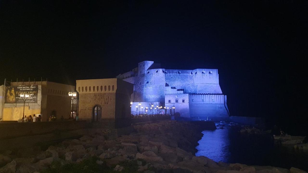 Bed and Breakfast Domus Armenio Neapel Exterior foto