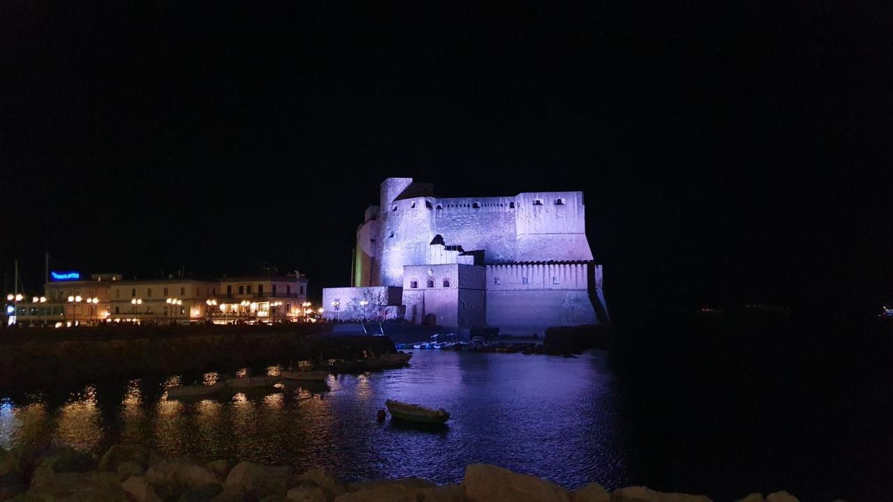Bed and Breakfast Domus Armenio Neapel Exterior foto