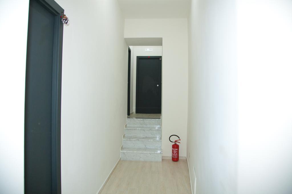 Bed and Breakfast Domus Armenio Neapel Exterior foto