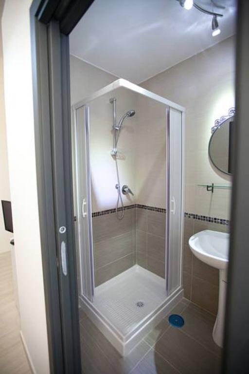 Bed and Breakfast Domus Armenio Neapel Exterior foto